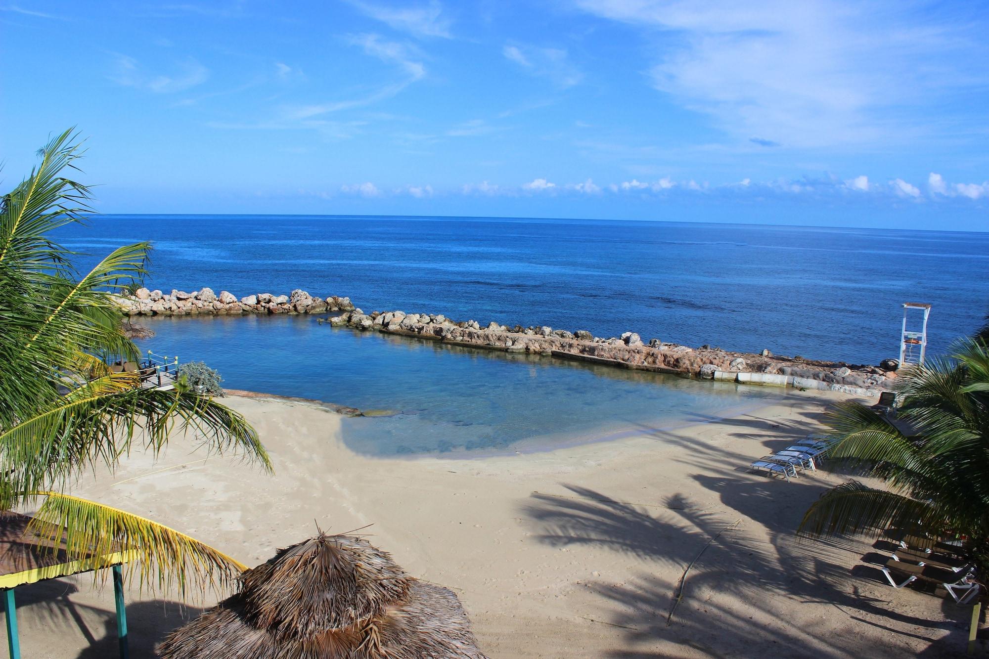 Hotel Club Ambiance (adults Only) Runaway Bay