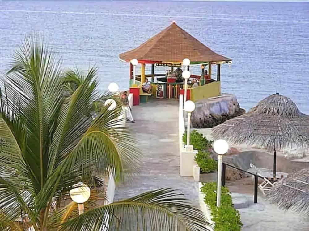 Hotel Club Ambiance (adults Only) 3*
