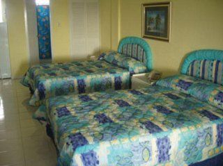 Yellow Bird Hotel 3*