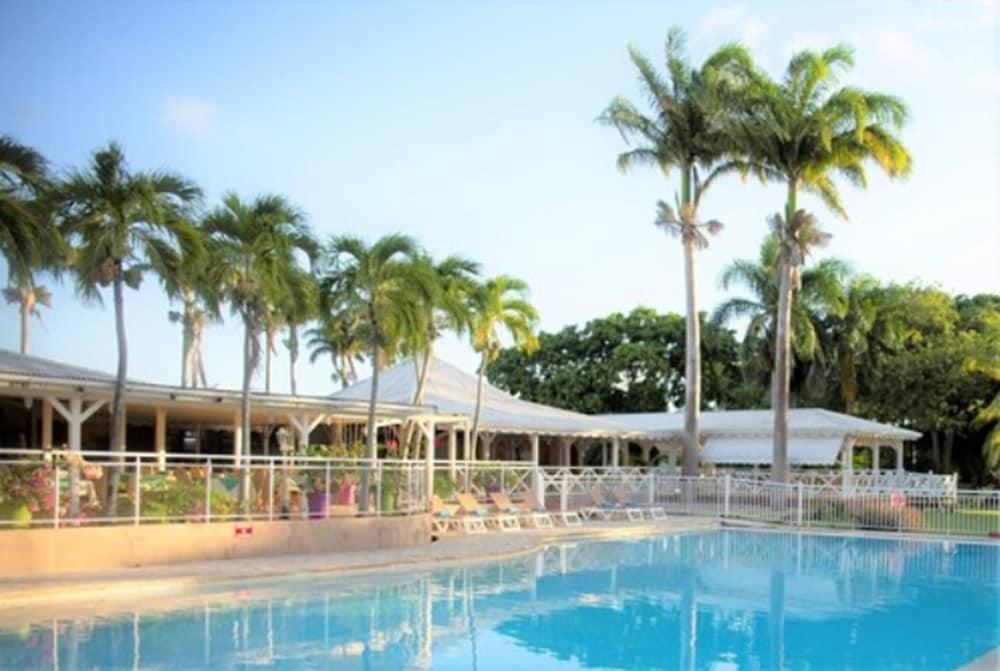 Hotel-residence Golf Village