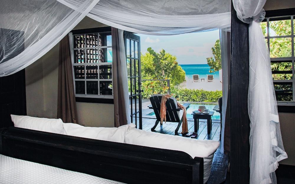 Keyonna Hotel 4*