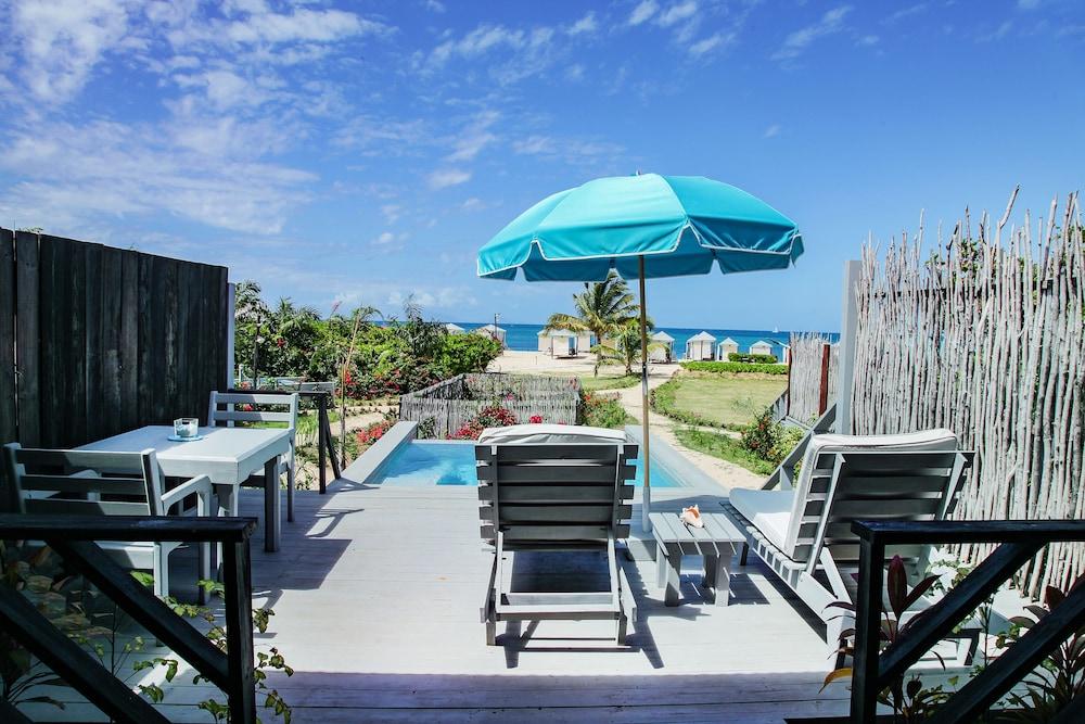 Keyonna Hotel