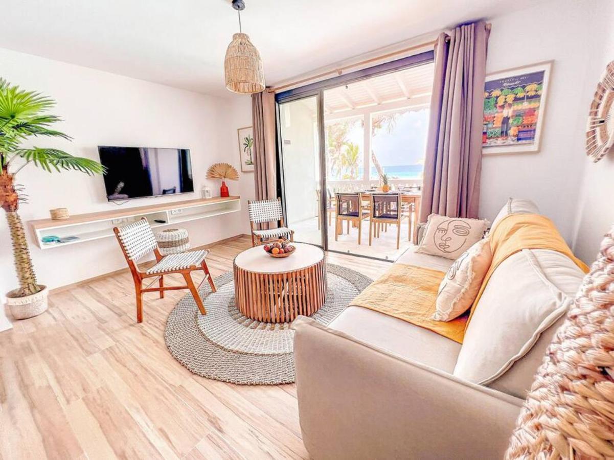 Apartamento Eden Bleu, Direct Access To Beach, Swimming Pool Orient Bay
