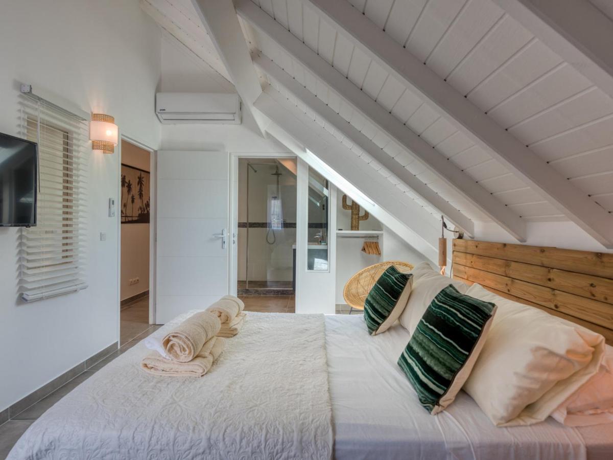 Luxueux Duplex En Bord De Avec Piscine Et Parking A Saint-martin - Fr-1-734-2 Apartamento *