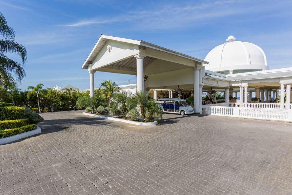 Grand Palladium Jamaica, & Hotel