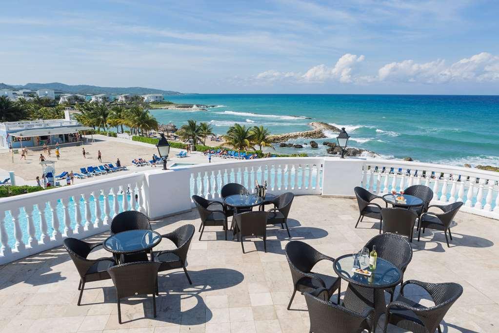 Hotel Grand Palladium Jamaica, & *