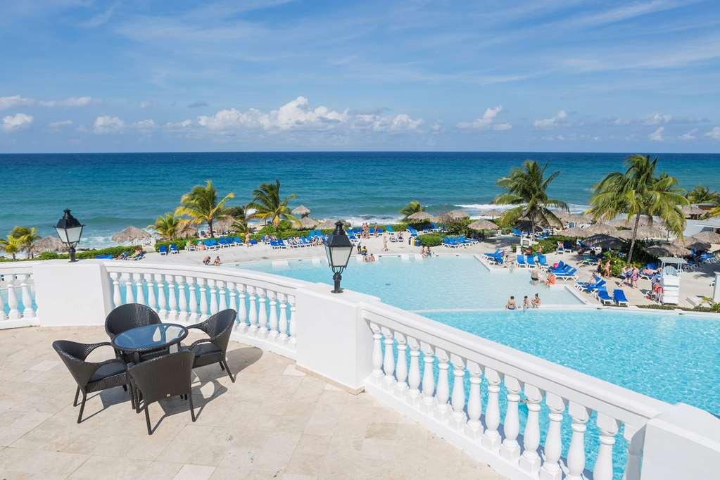 Grand Palladium Jamaica, & *
