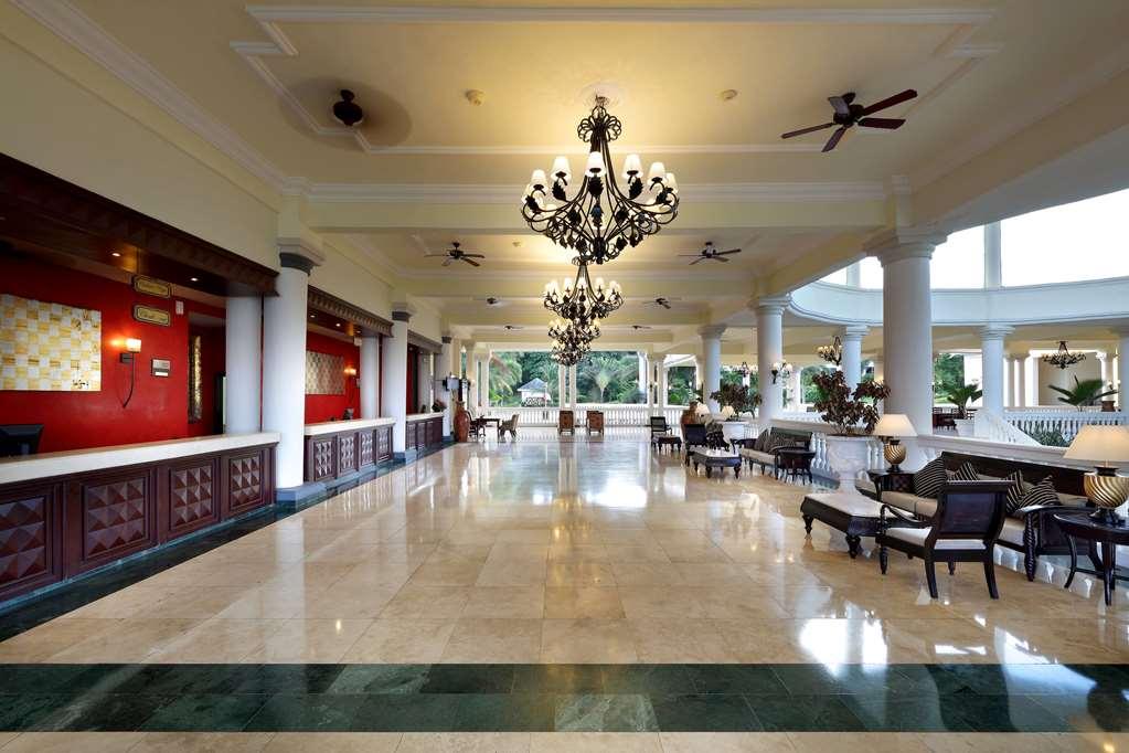 Hotel Grand Palladium Jamaica, & *