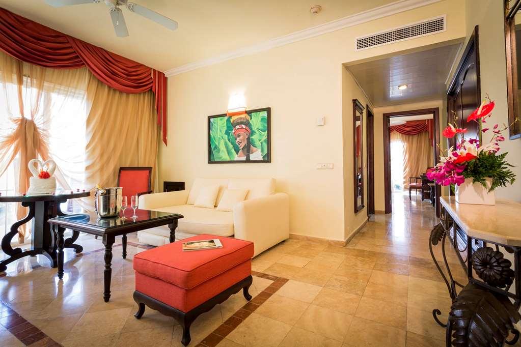 Hotel Grand Palladium Jamaica, & Montego Bay