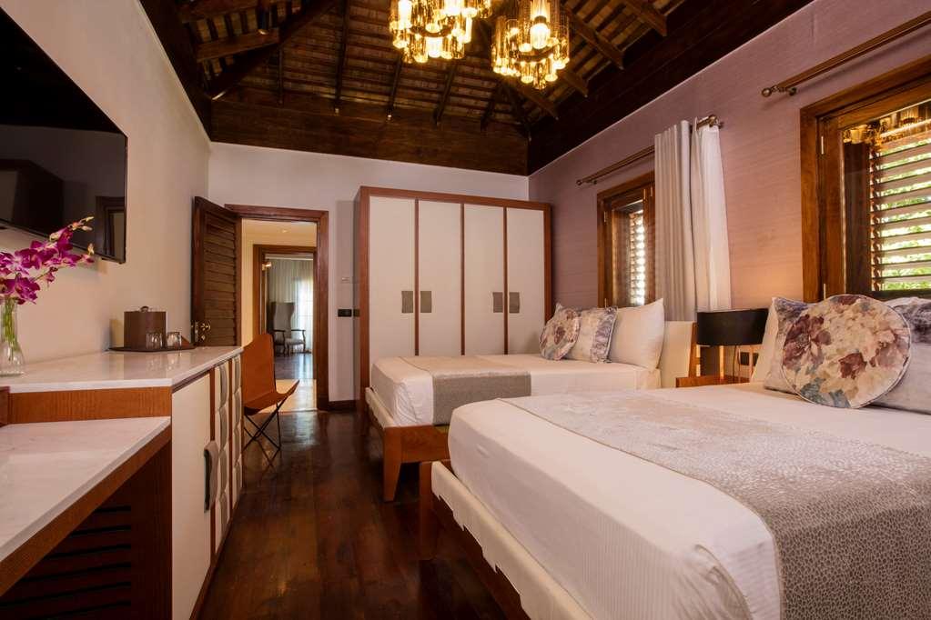 Hotel Grand Palladium Jamaica, & *
