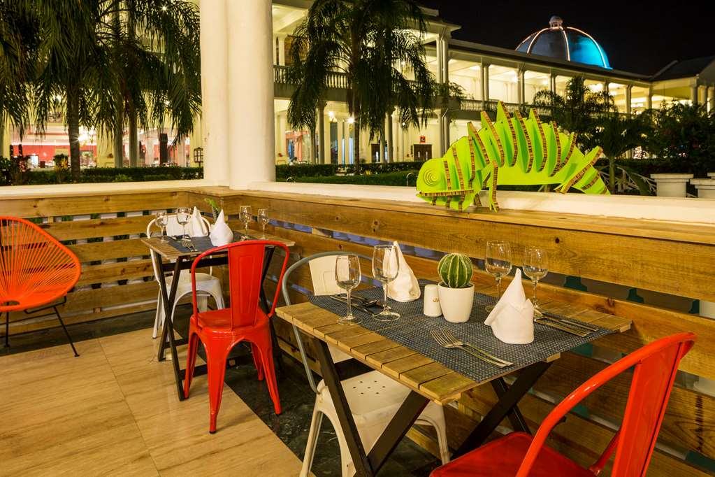 Grand Palladium Jamaica, & Montego Bay