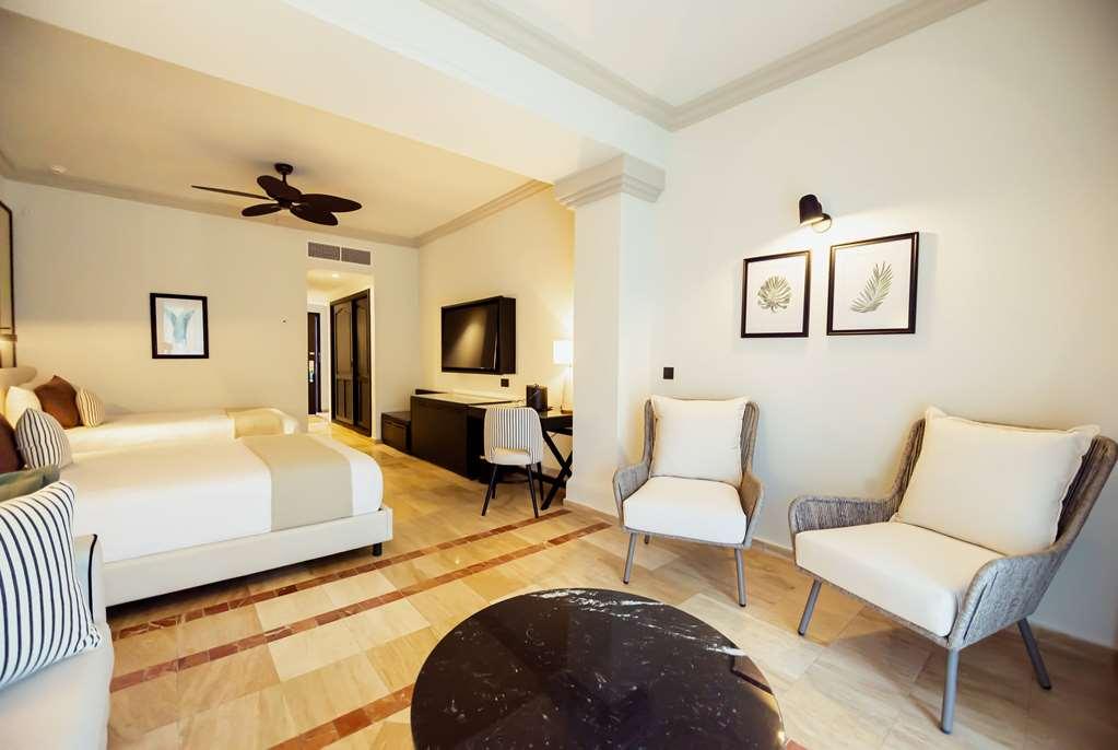 Hotel Grand Palladium Jamaica, & *