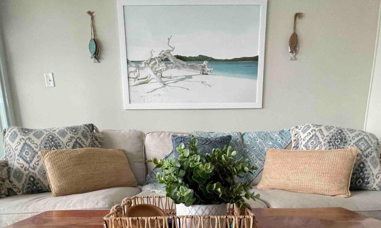 True Beachfront Oasis With Amazing Views Life Apartment