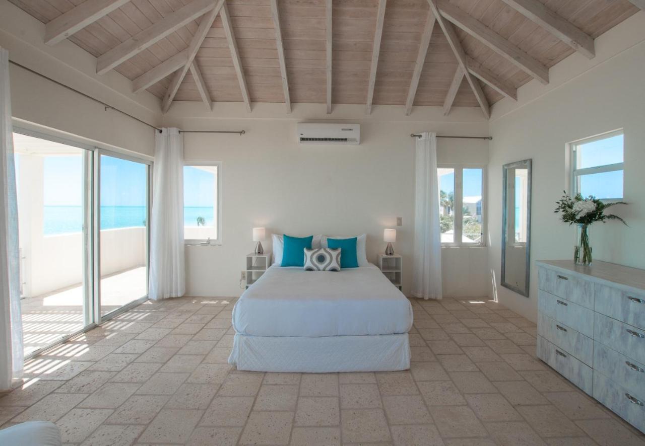 Holiday home Aqua Del Rose 3 Bedroom Beachfront *