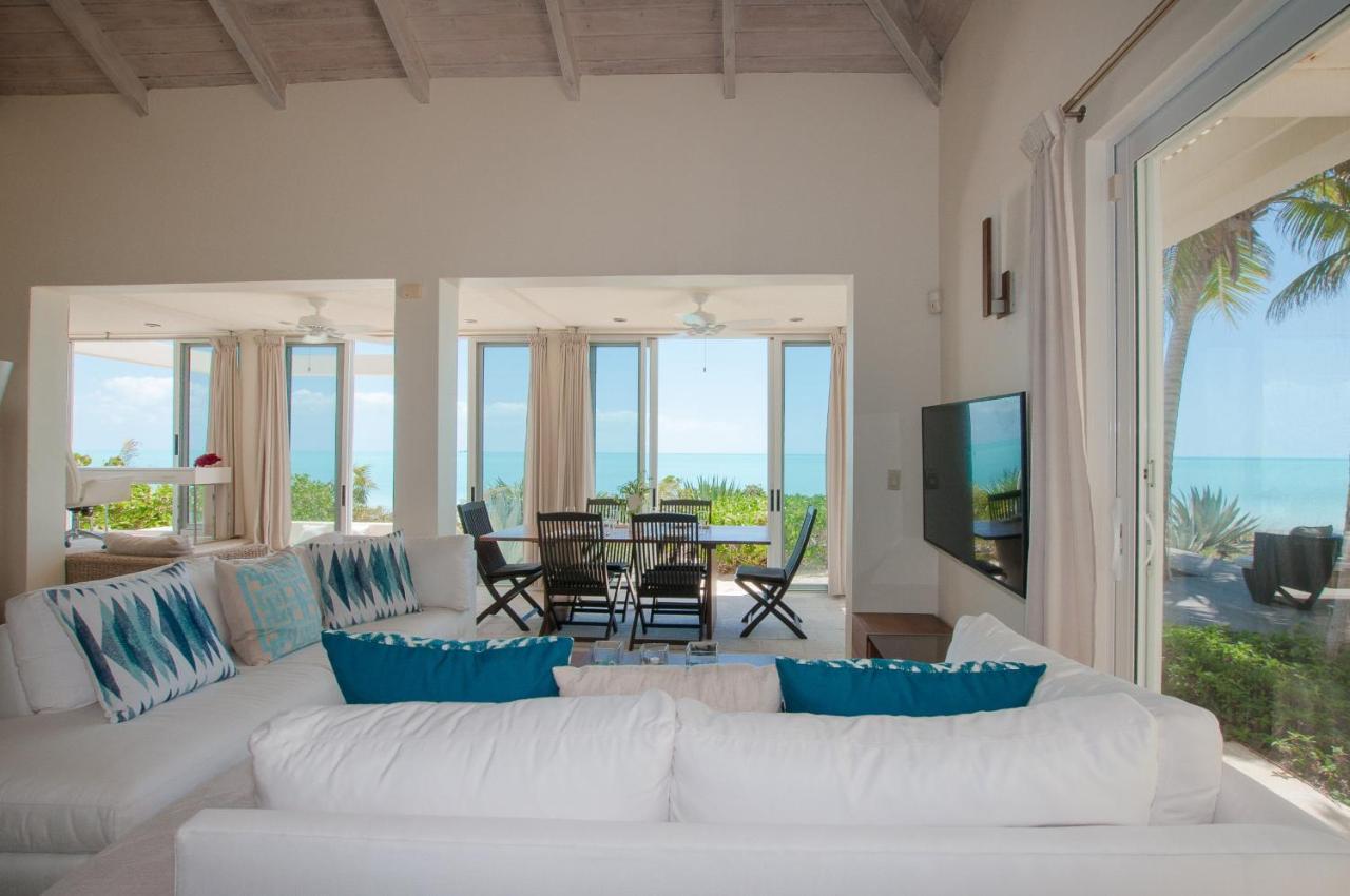 Holiday home Aqua Del Rose 3 Bedroom Beachfront *
