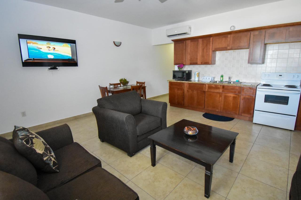 Lord Nelson & Residences Hotel 3*