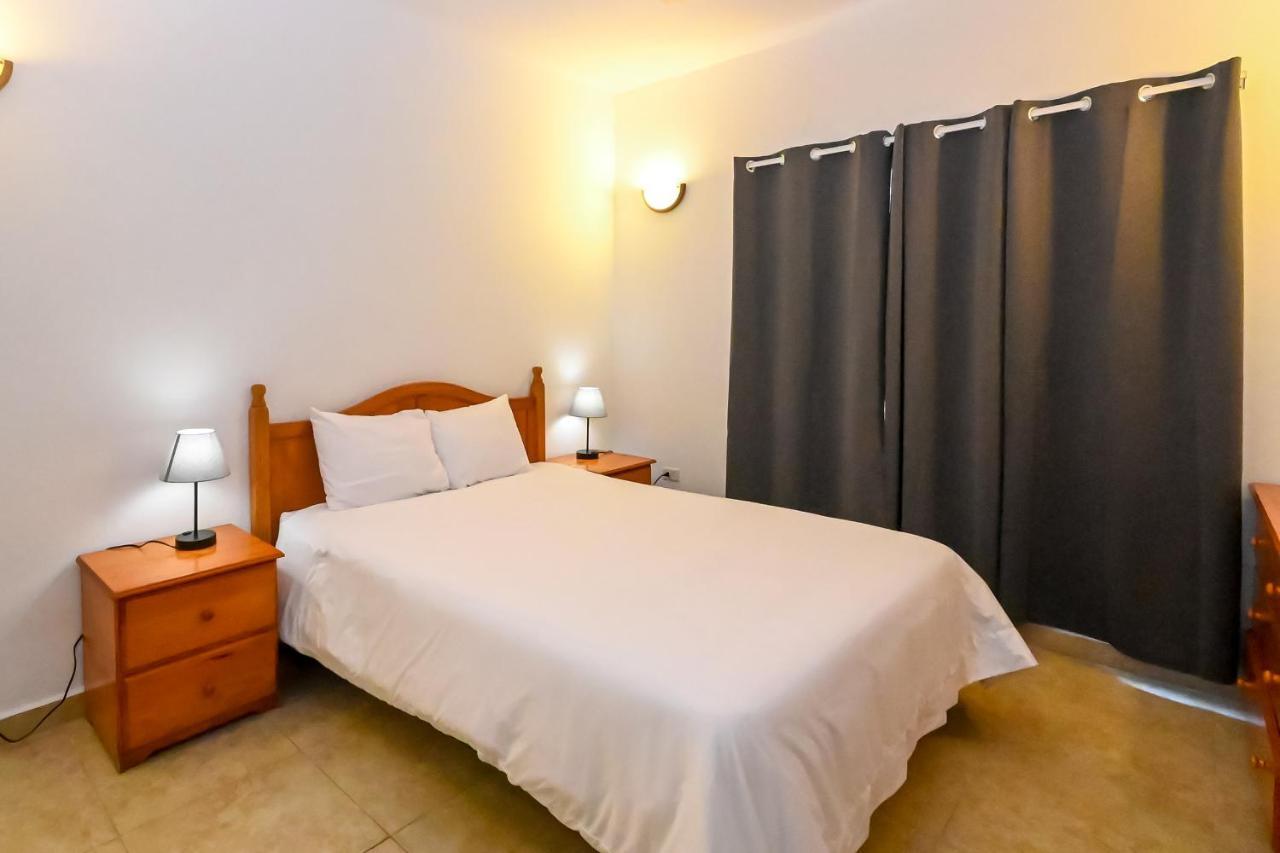Lord Nelson & Residences Hotel 3*