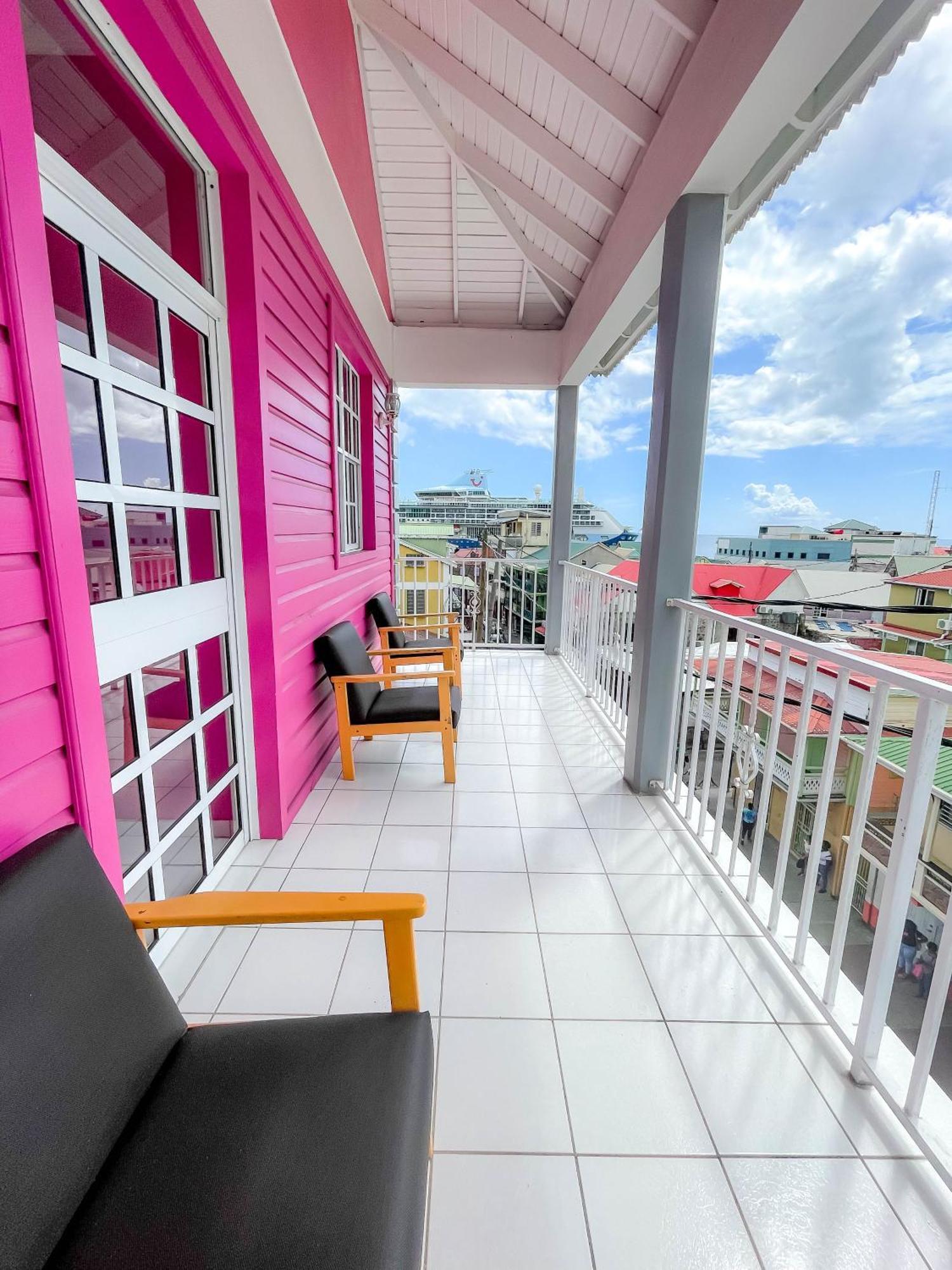 Casa de hóspedes La Flamboyant Roseau