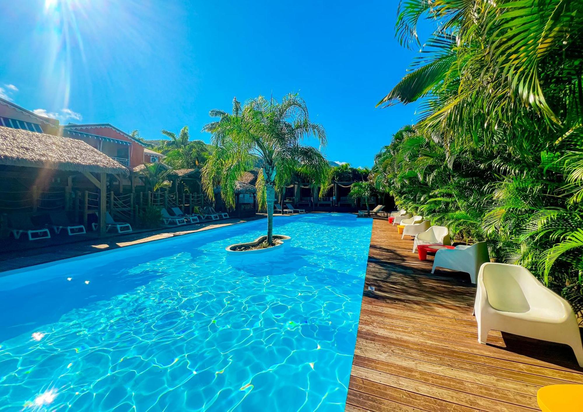 Tropicana Suites Aparthotel 4*