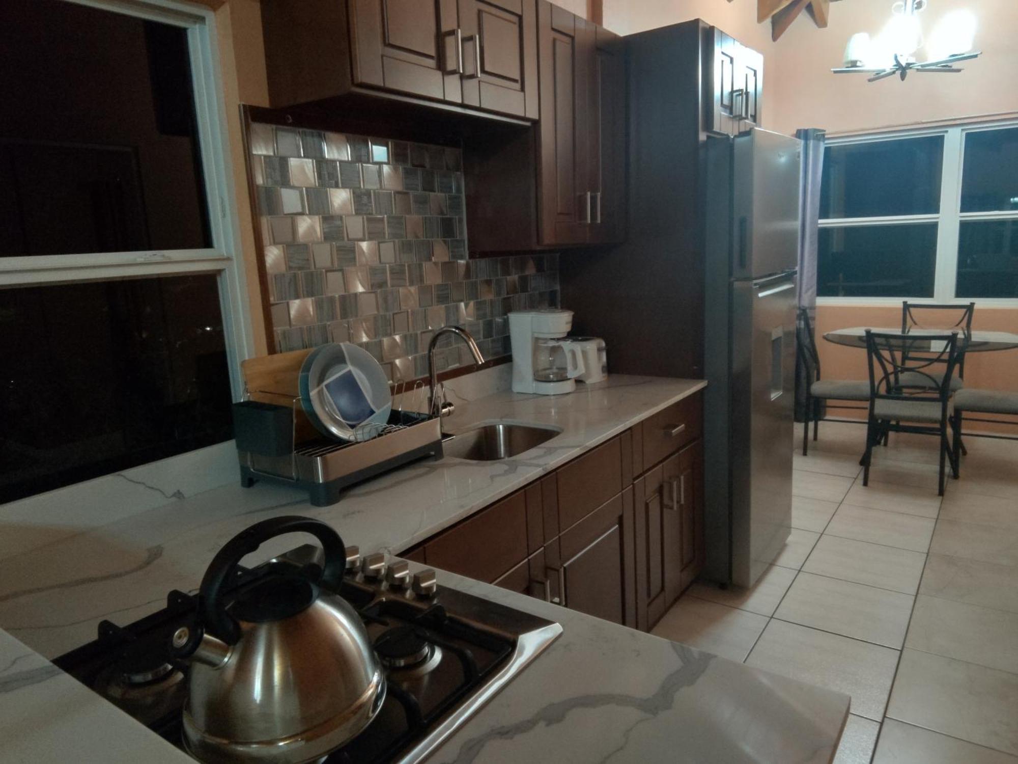 Zeus Estate Apartment