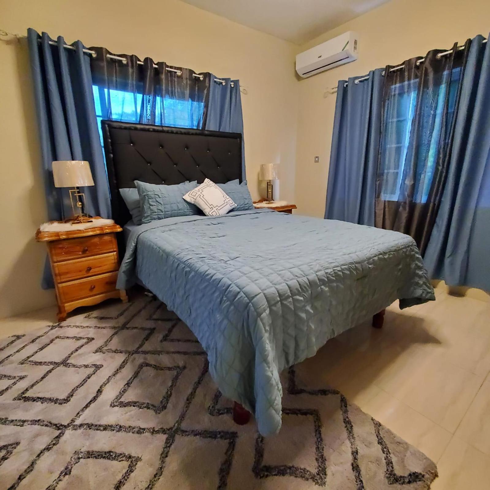 Get Away Zone Apartment Montego Bay