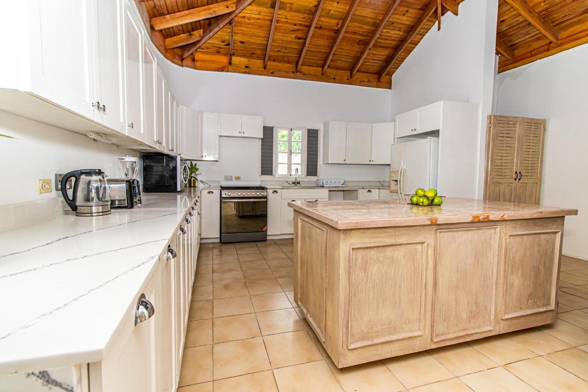 Jamaica - Between Montego Bay & Ochi Rios Includes Cook Villa Discovery Bay