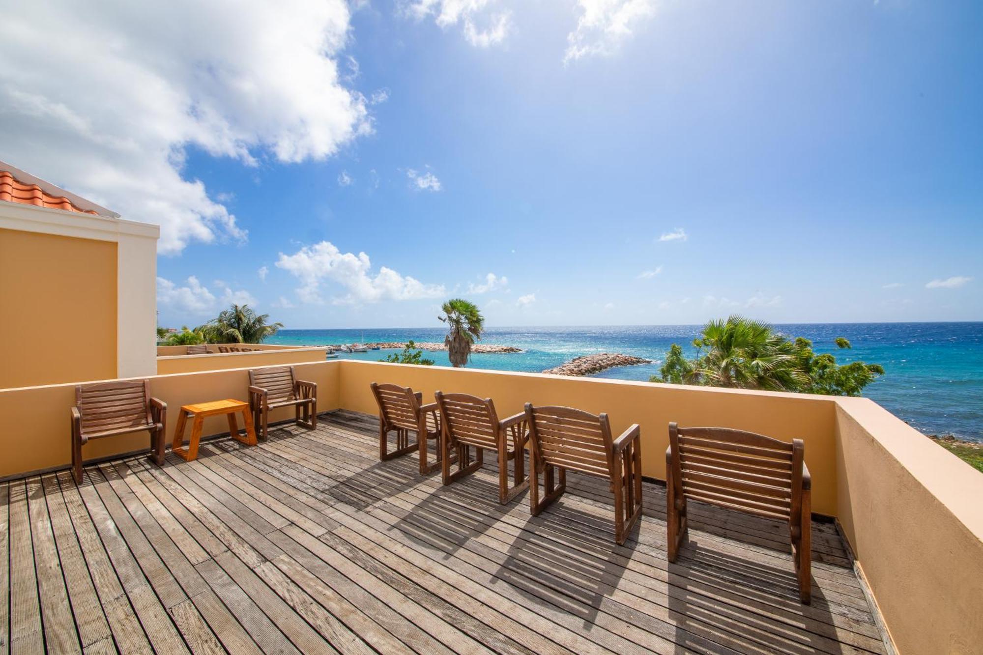 Atlantis House