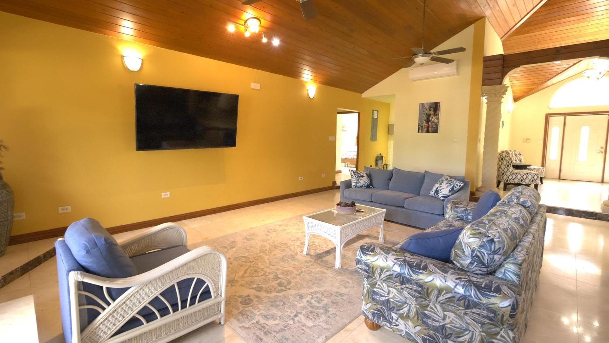 Royal Palms Estate Holiday home