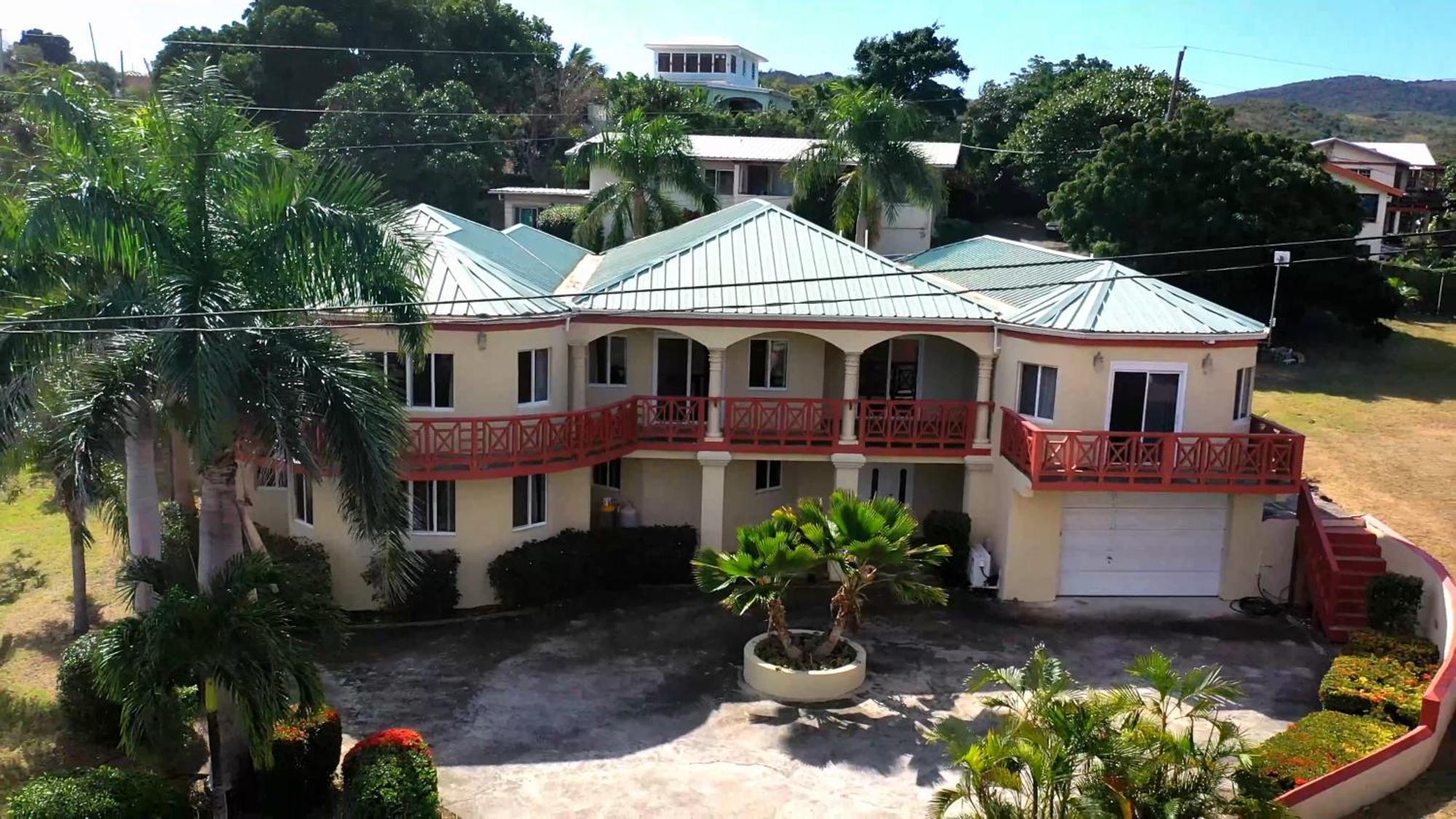 Royal Palms Estate Holiday home
