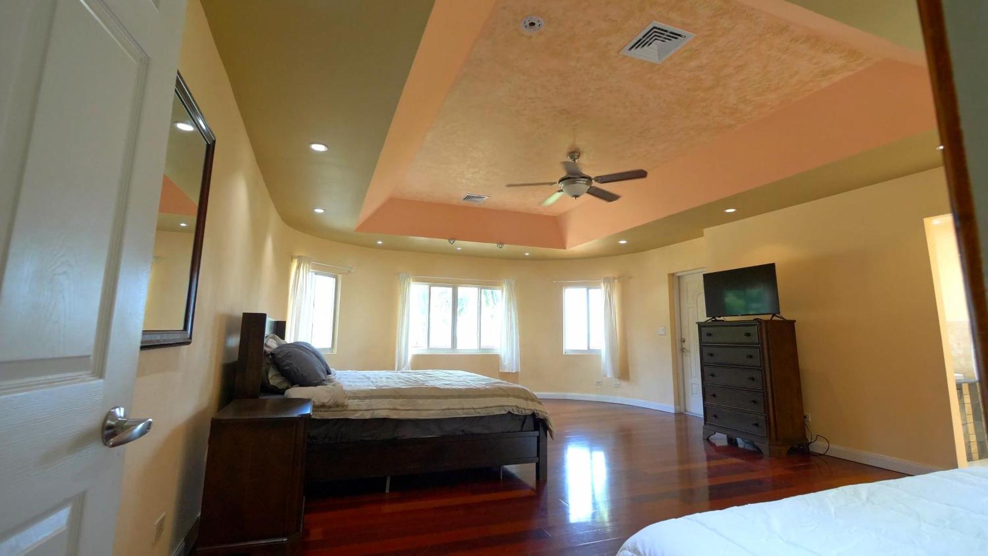 Royal Palms Estate Holiday home