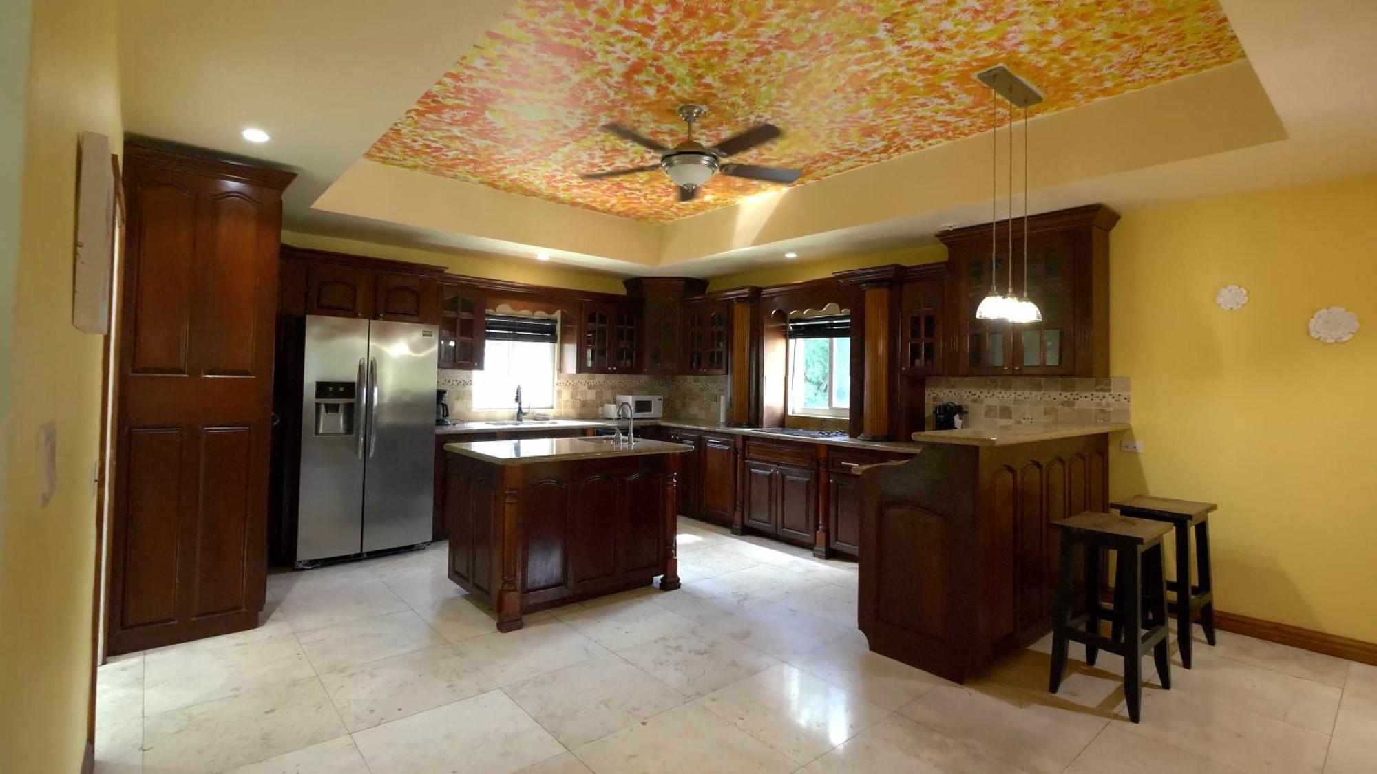Royal Palms Estate