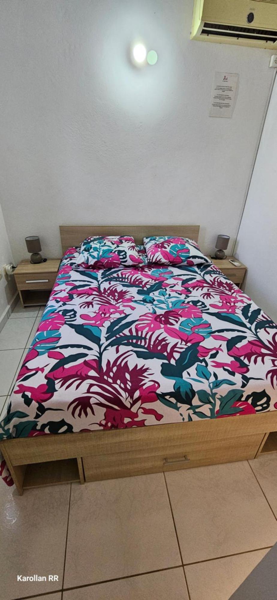 Holiday home Les De Roseau *