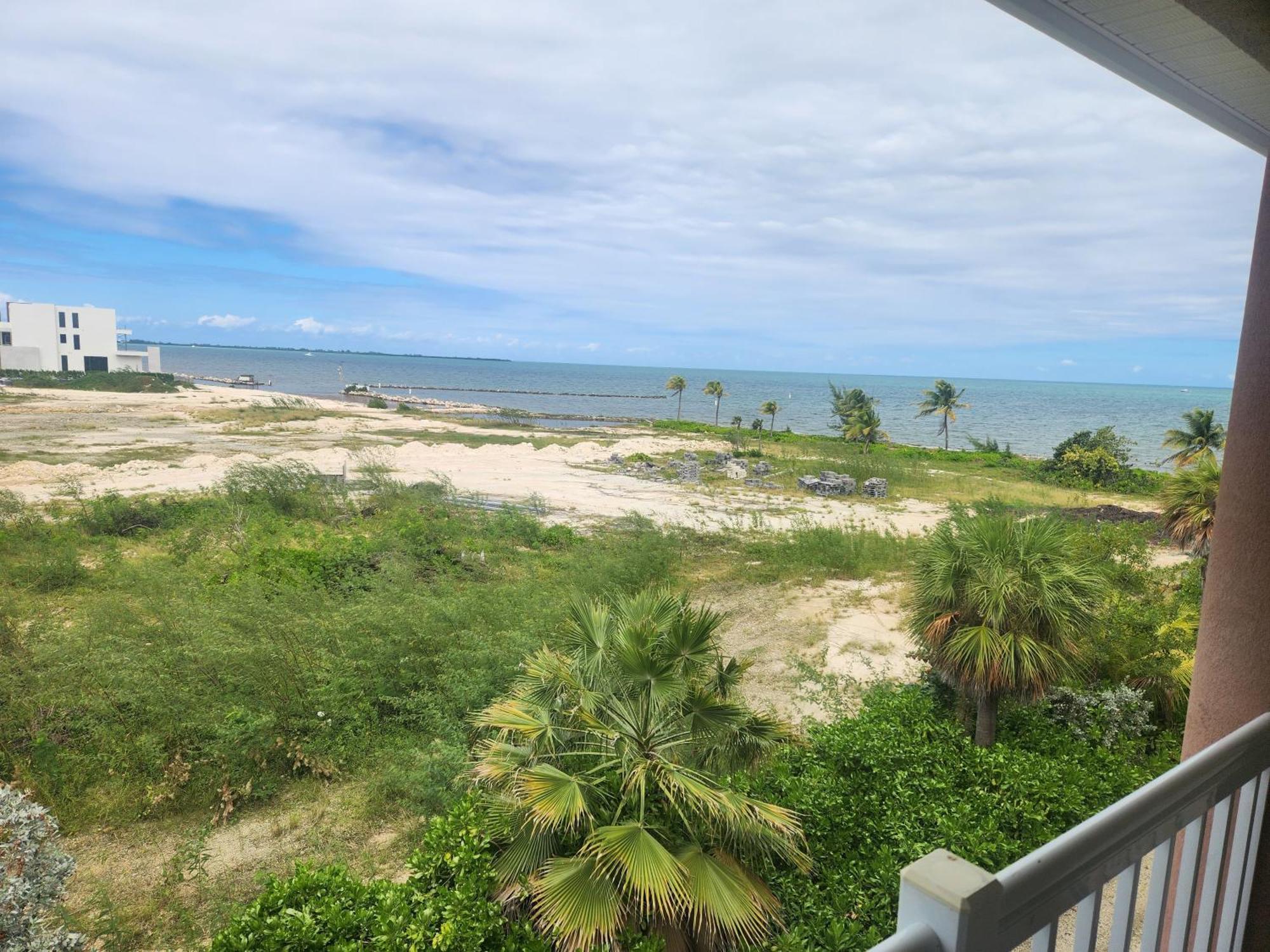 Resort Holiday Grand Cayman By Ihg (adults Only)