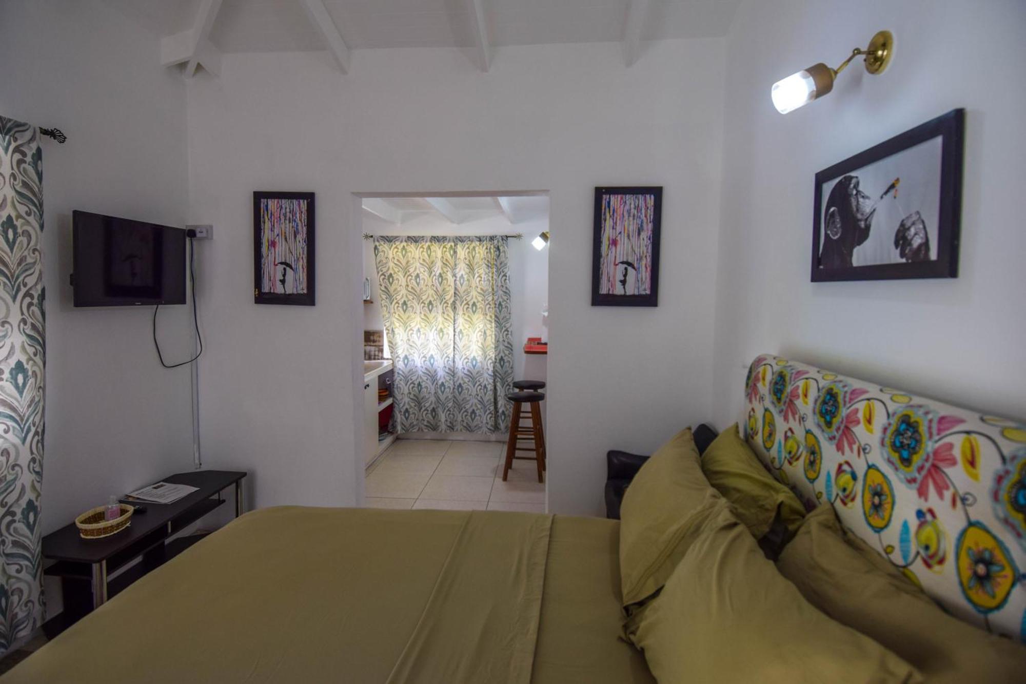 Frenz Guest house