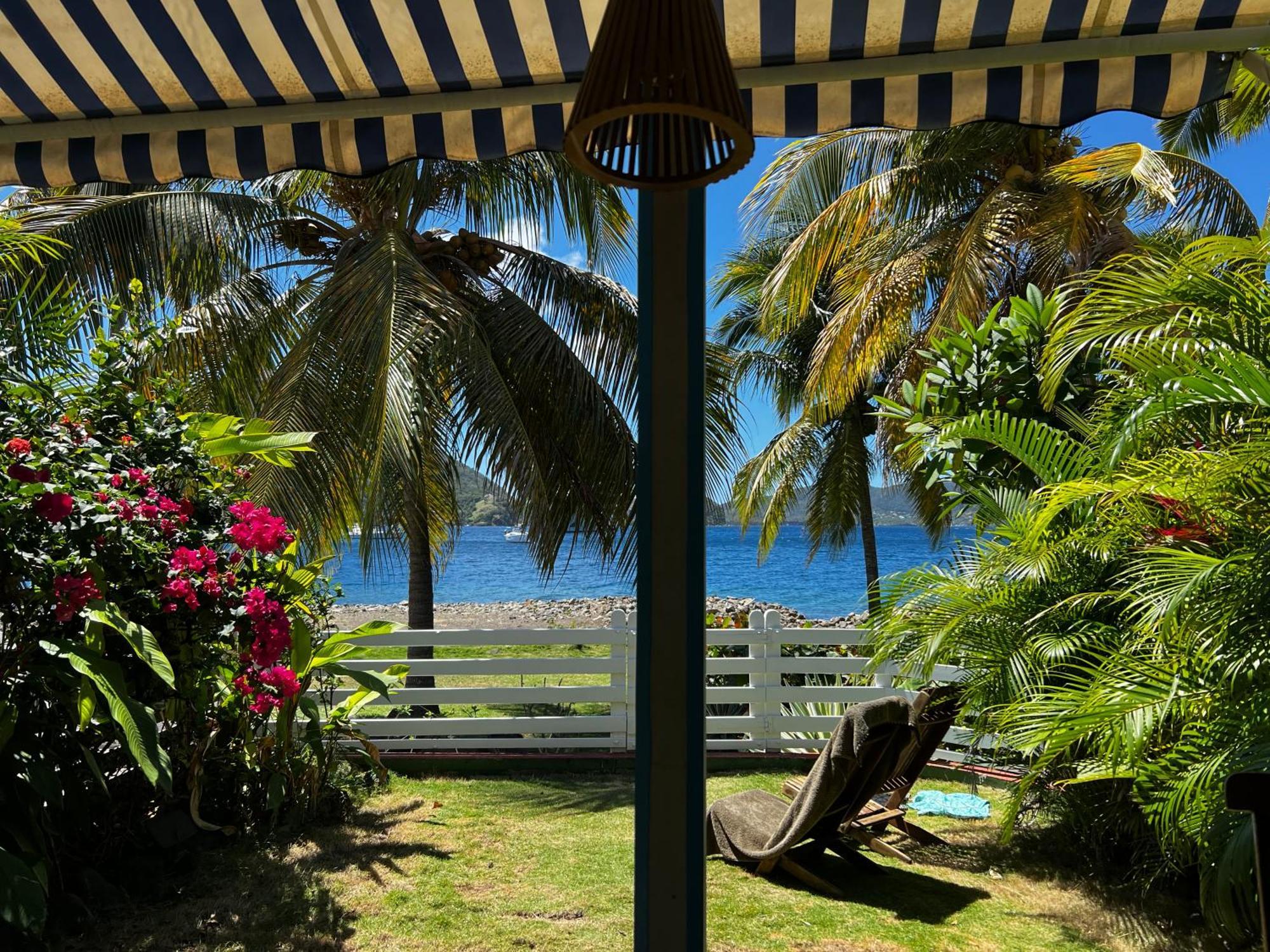 Sucrier, Les Pieds Dans L'eau Holiday home