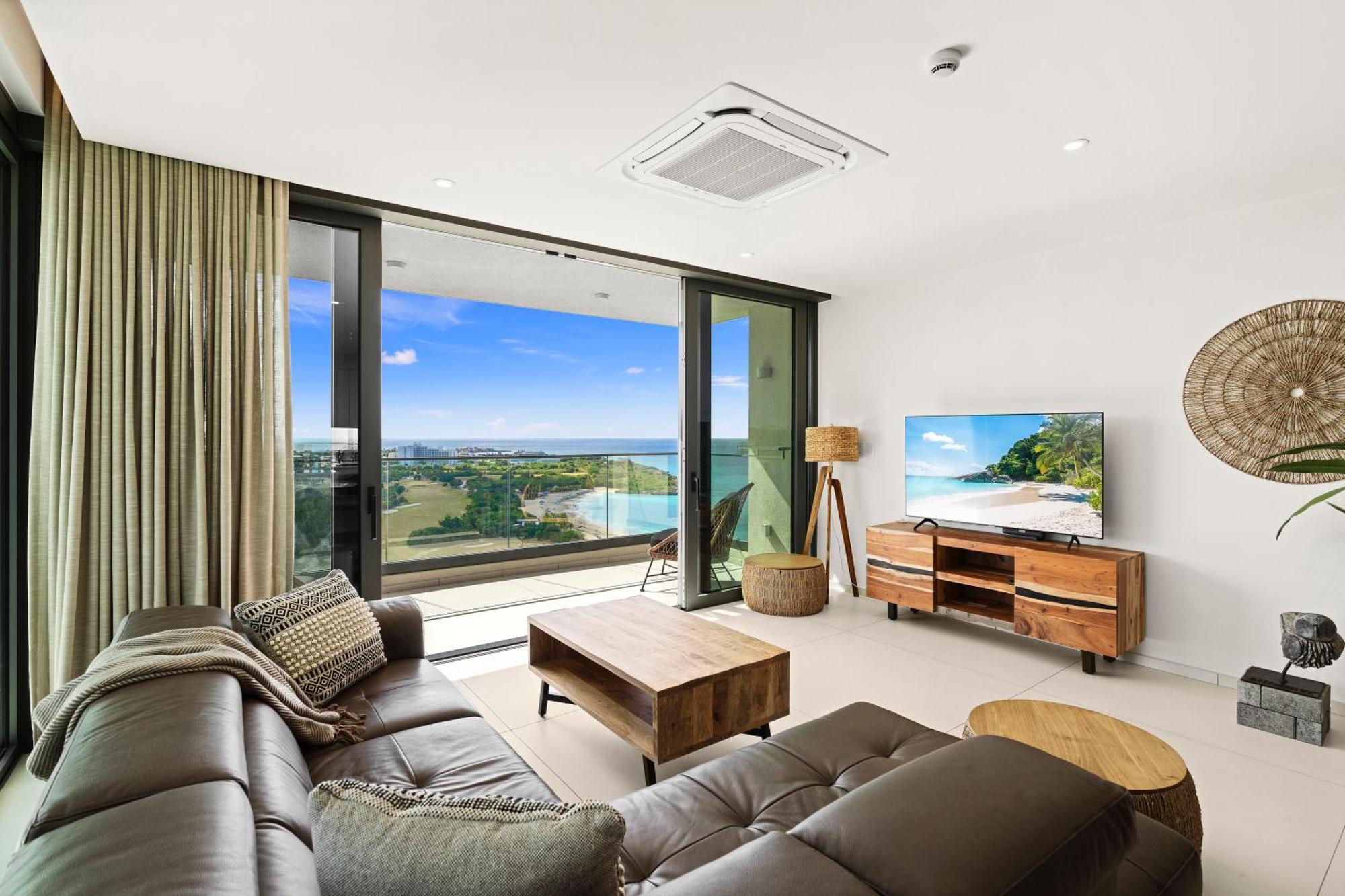 Fourteen At Mullet Bay Apartment *