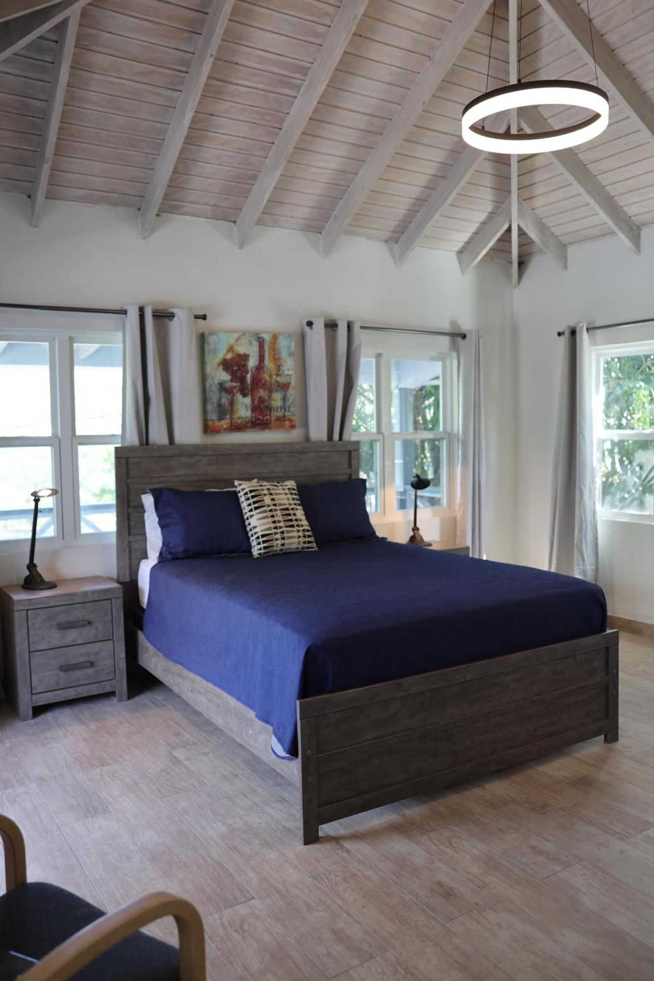 Hotel The Moxy English Harbour