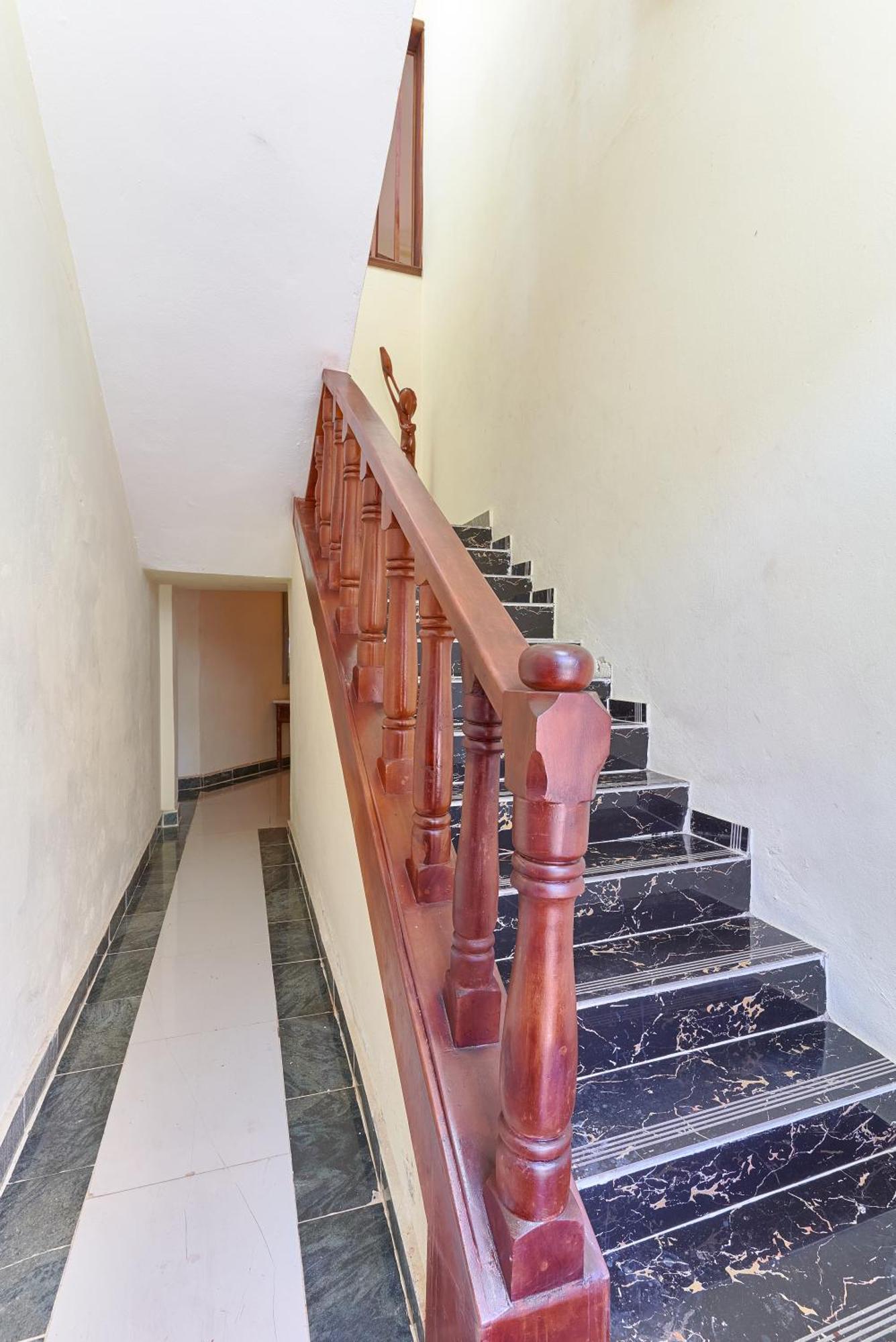 Hotel D'cornelio 5*