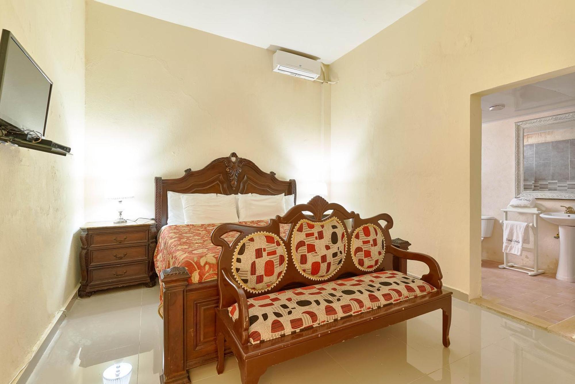 D'cornelio Hotel 5*