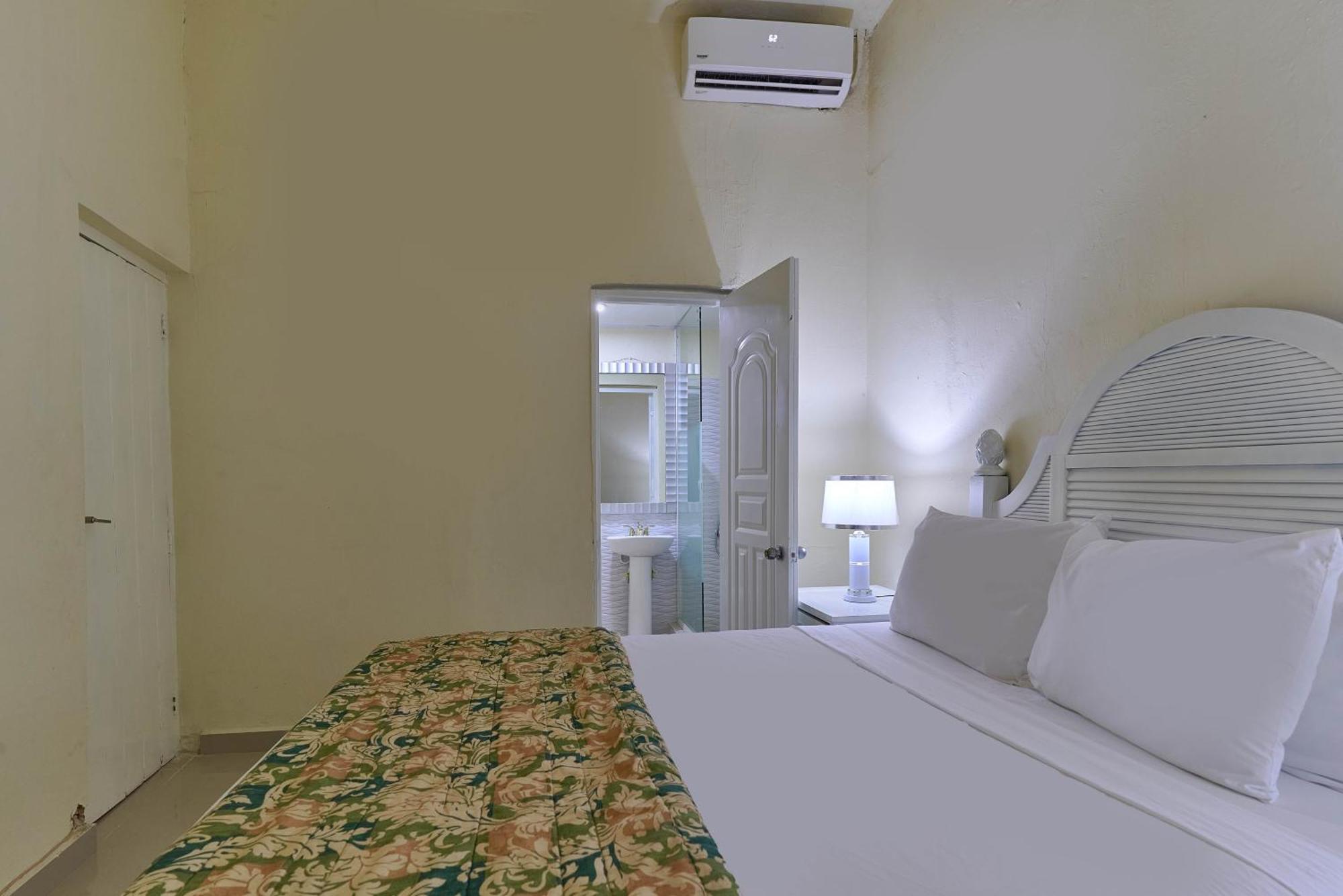 Hotel D'cornelio