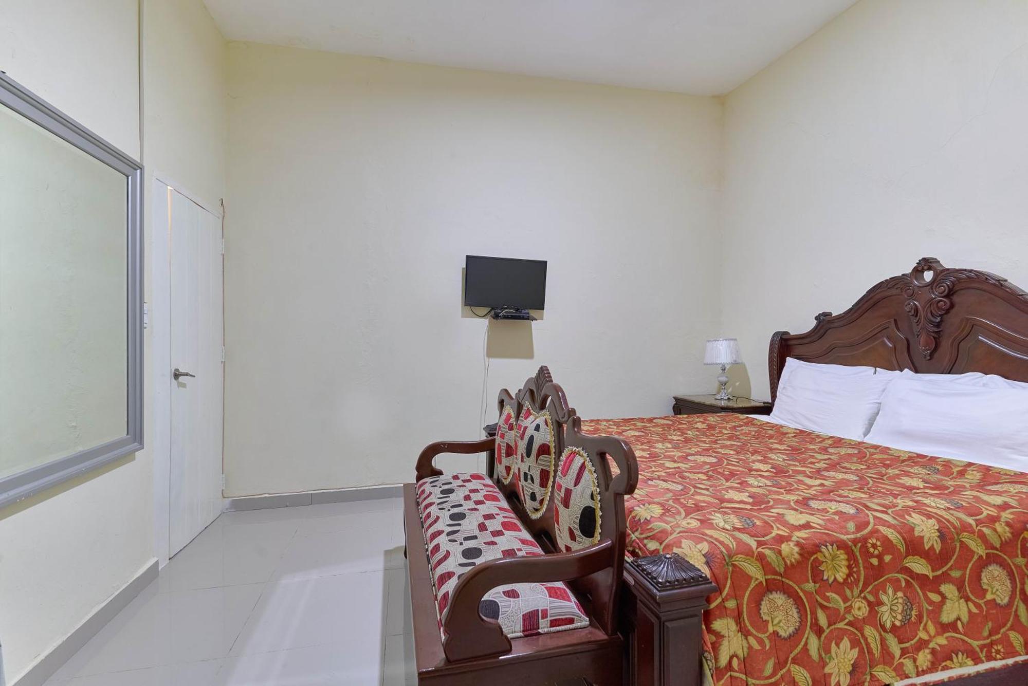 Hotel D'cornelio Santo Domingo