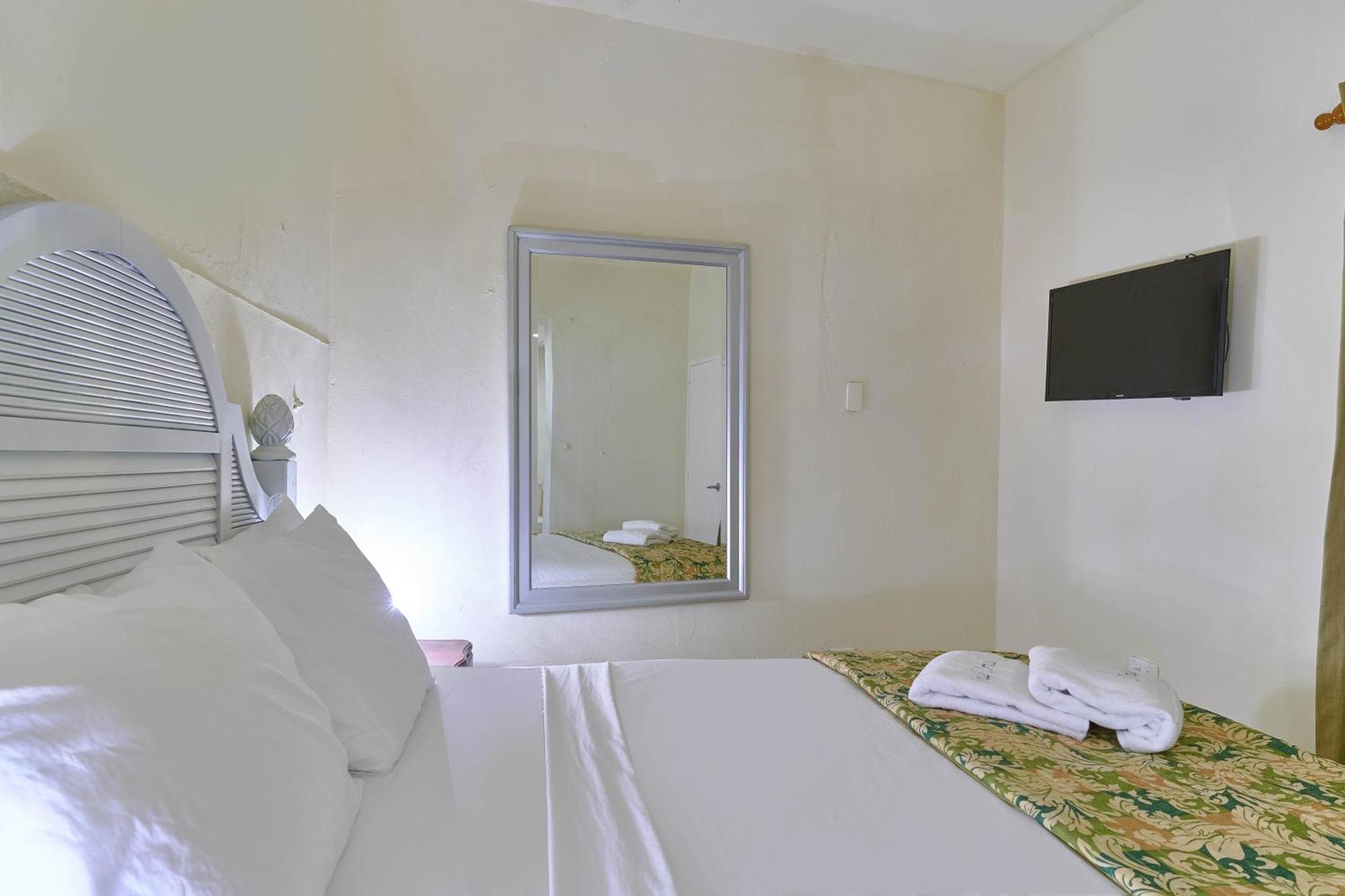 Hotel D'cornelio 5*