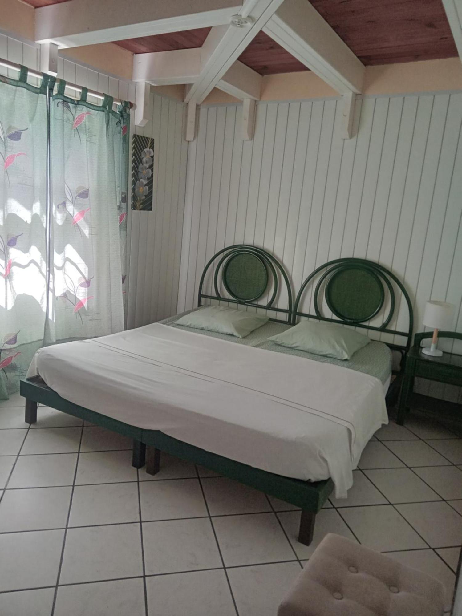 La Croisiere Hotel