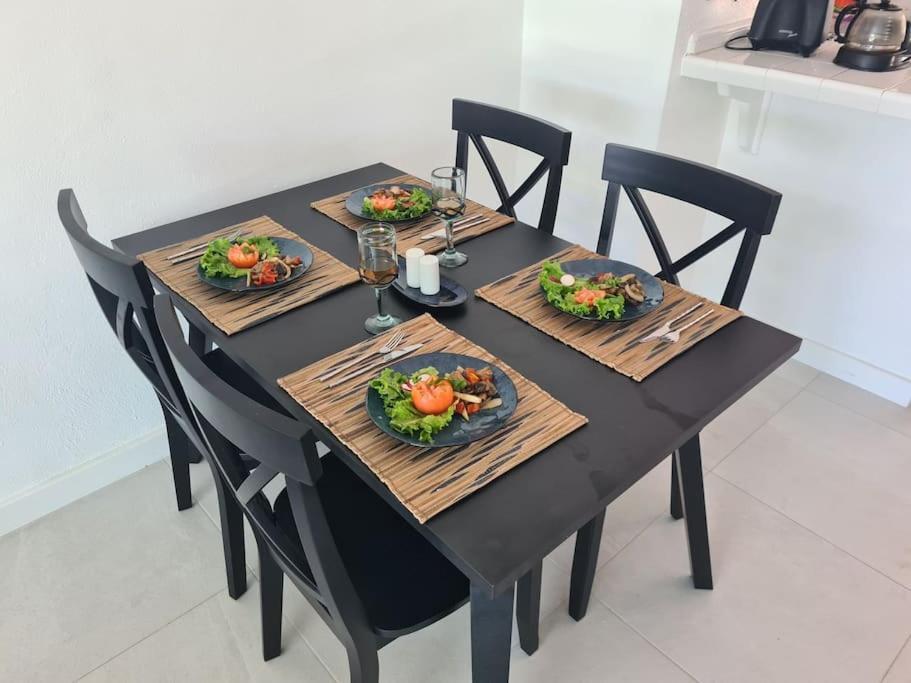 True North - Waterfront On Jolly Harbour Villa *