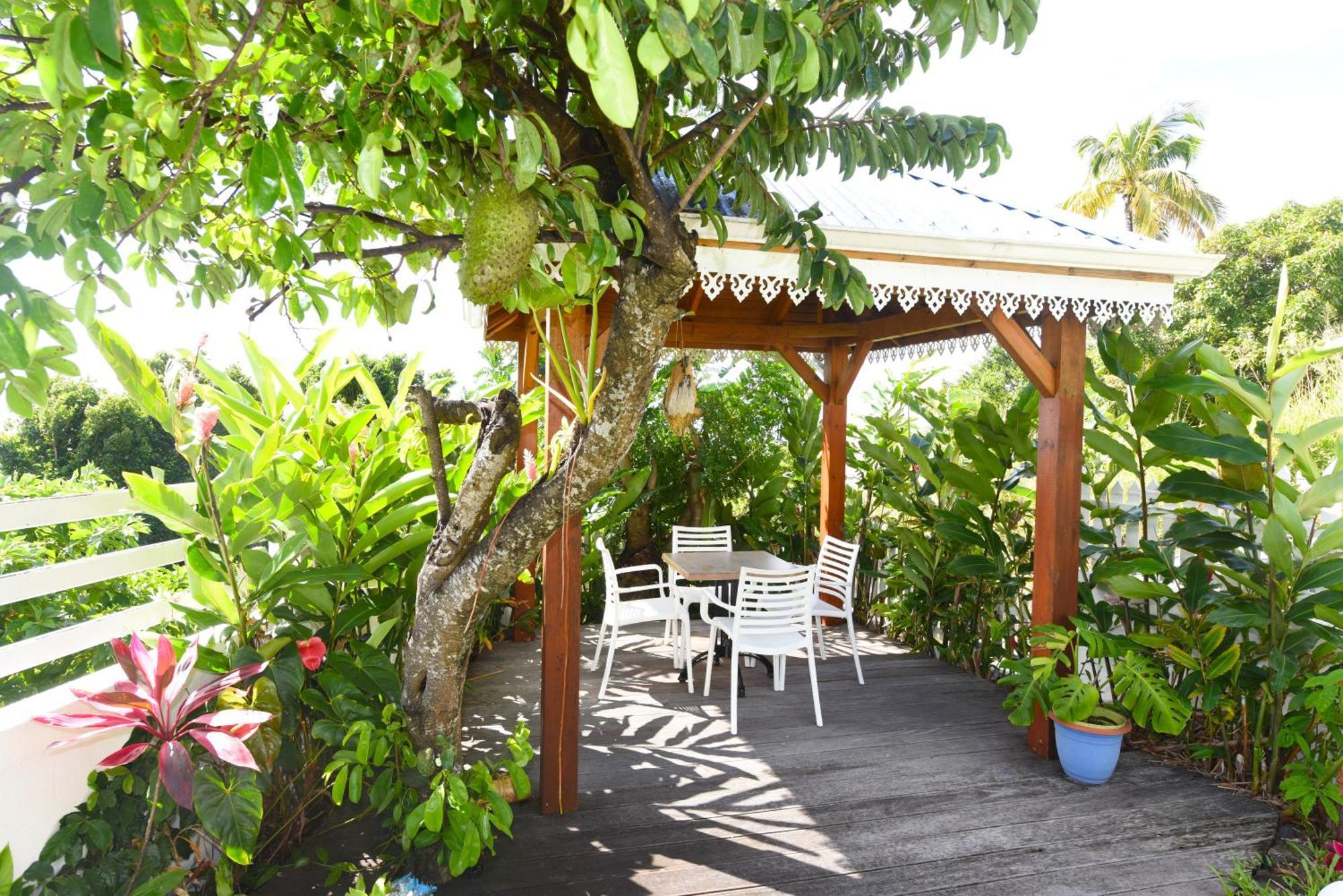 Holiday home Belavue & Prive, Avec Vue Panoramique Sur Mer, Jardin Creole Paysager, Jacuzzi Prive *