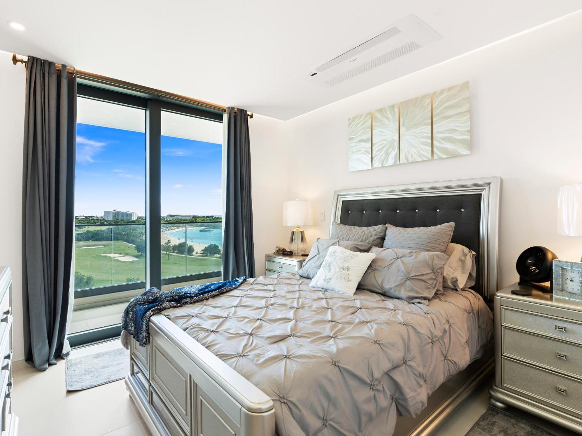 Fourteen At Mullet Bay Apartment *