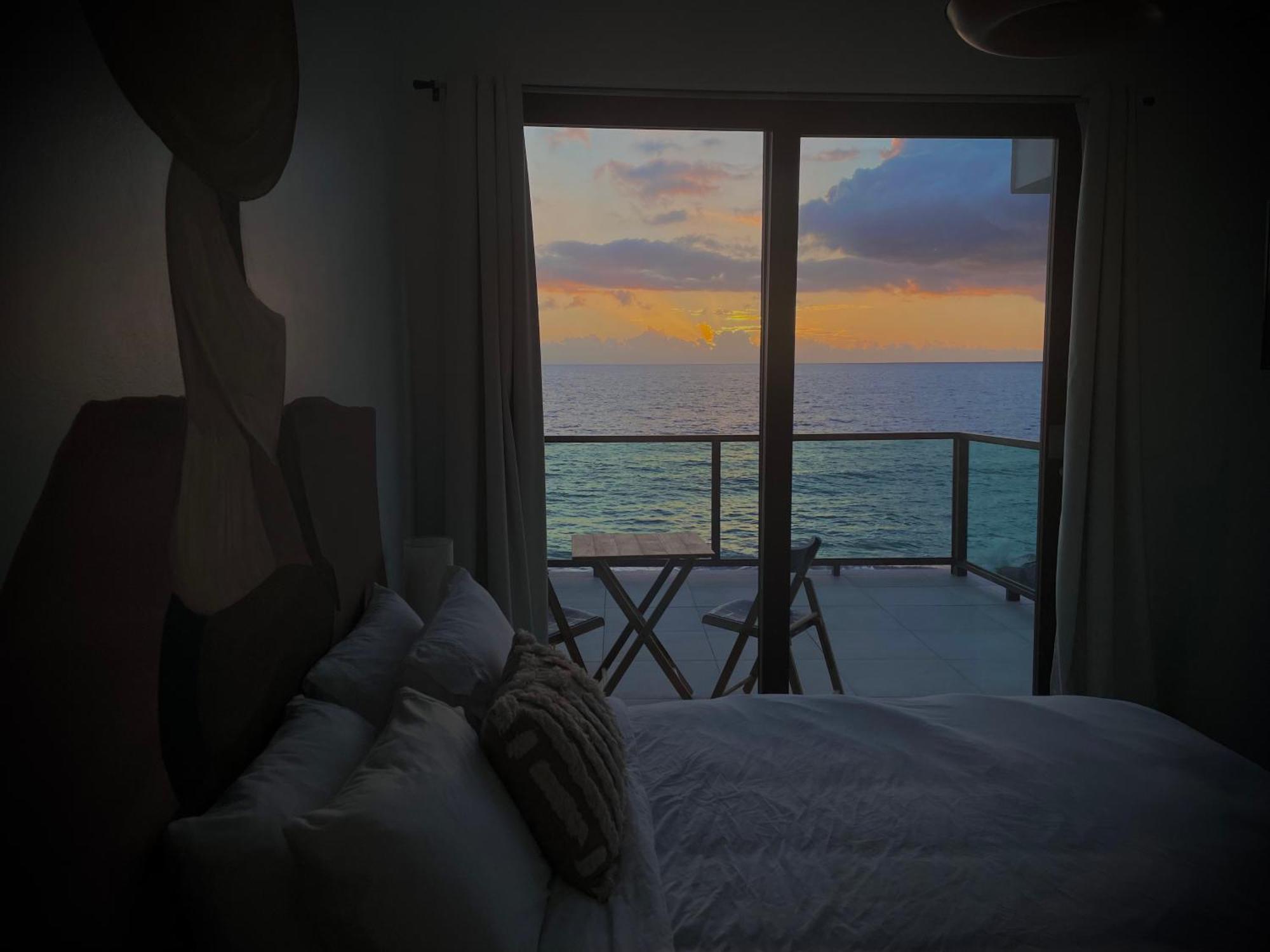 Guest house 1 Corcega Beachfront *