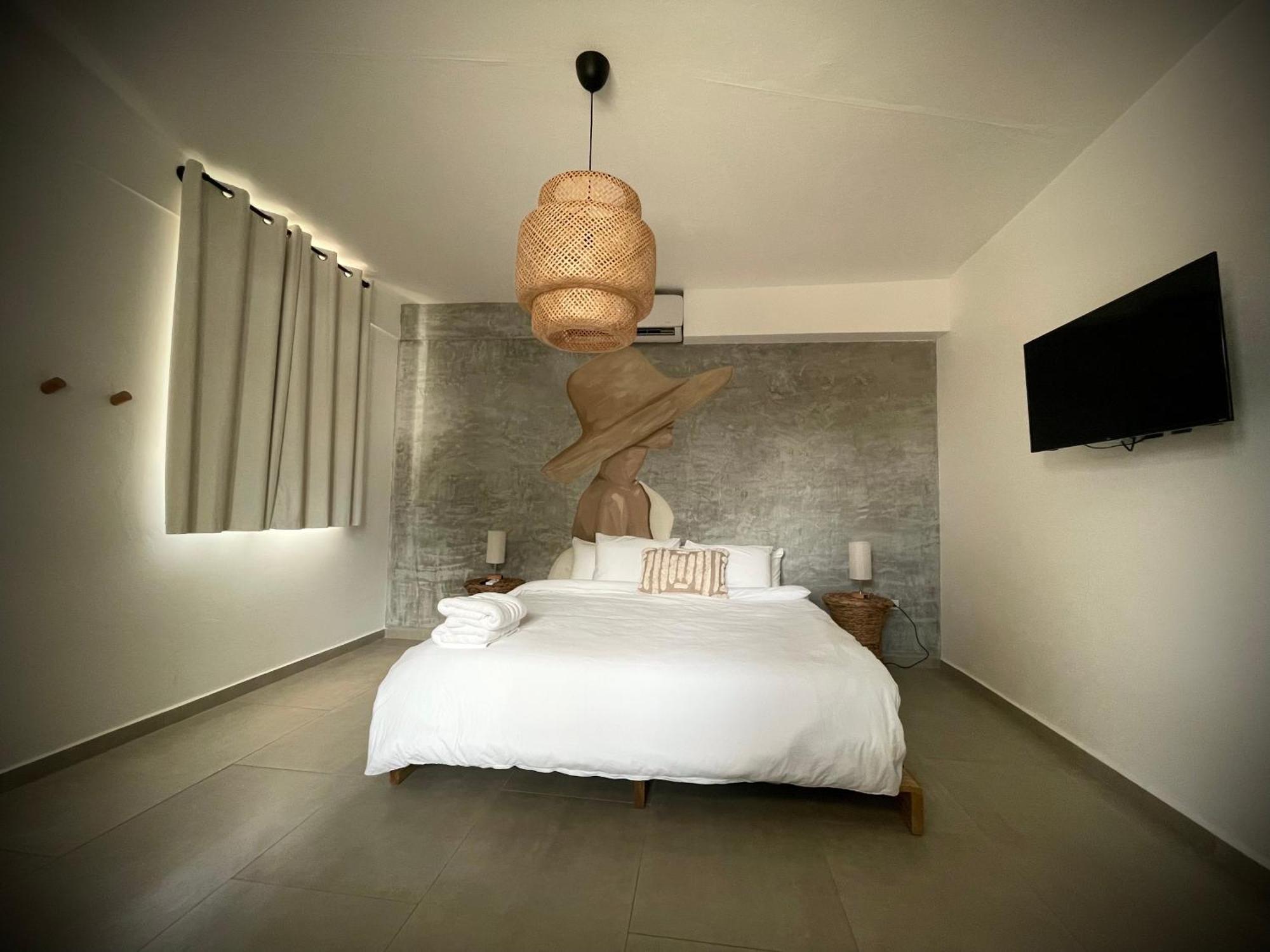1 Corcega Beachfront Rincon