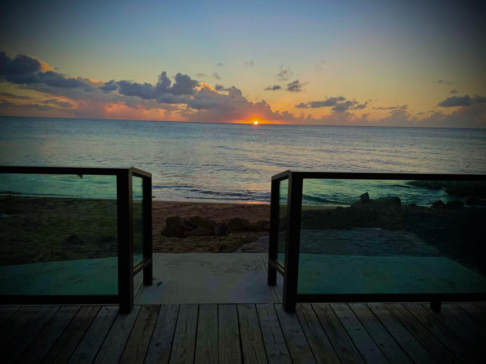 1 Corcega Beachfront