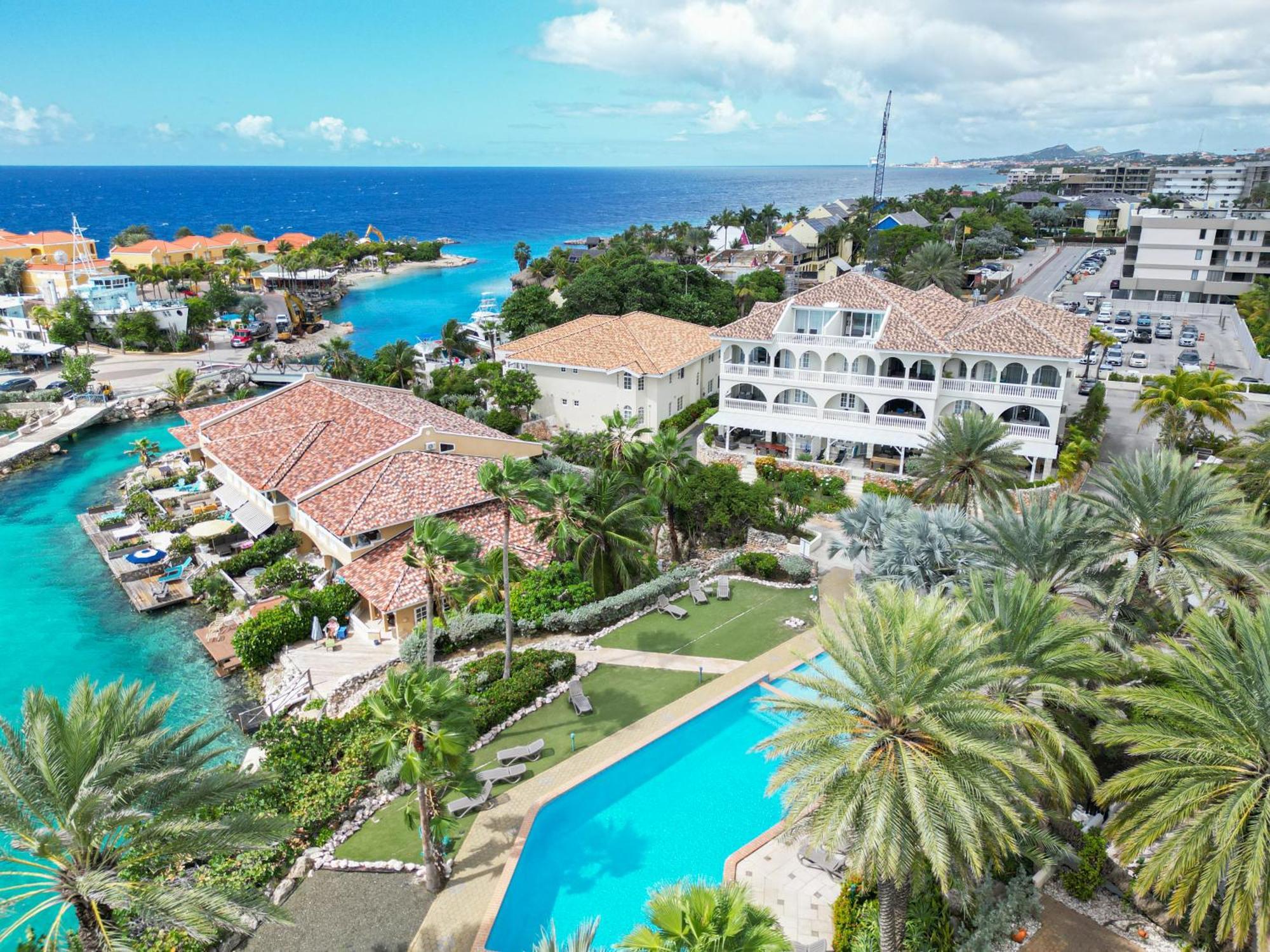 Flamboyan Op Ocean Resort, Mambo Curacao Apartamento